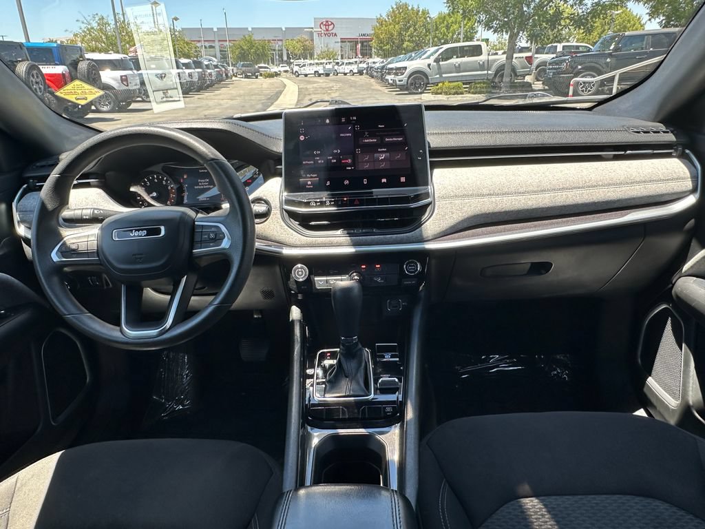 Used 2023 Jeep Compass Sport AWD/4WD image 20