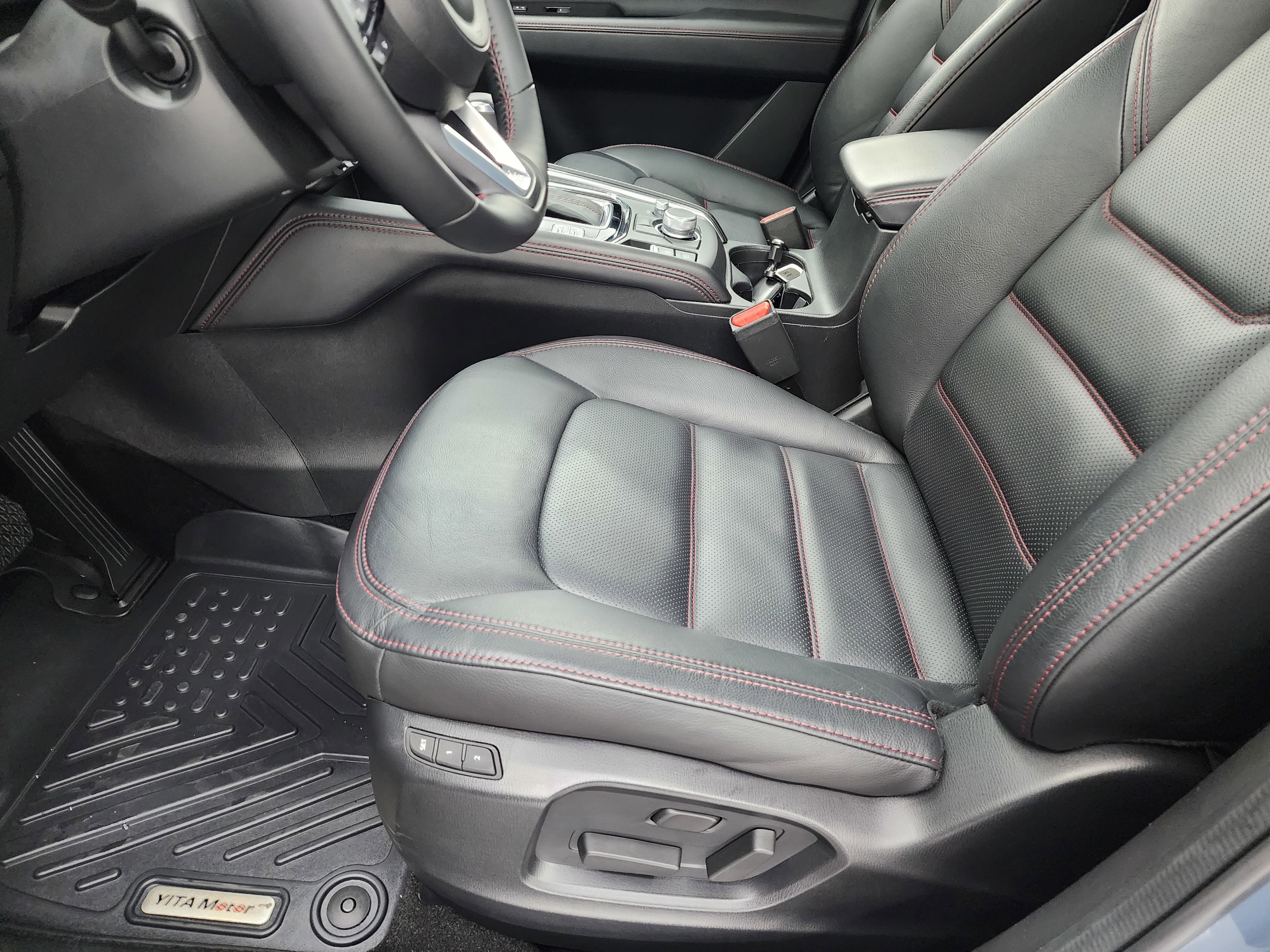 Used 2025 MAZDA CX-5 Carbon Edition image 8