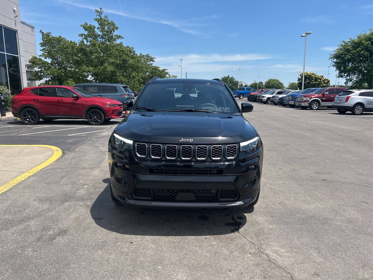 Used 2025 Jeep Compass Limited w/ High Altitude Package AWD/4WD image 8