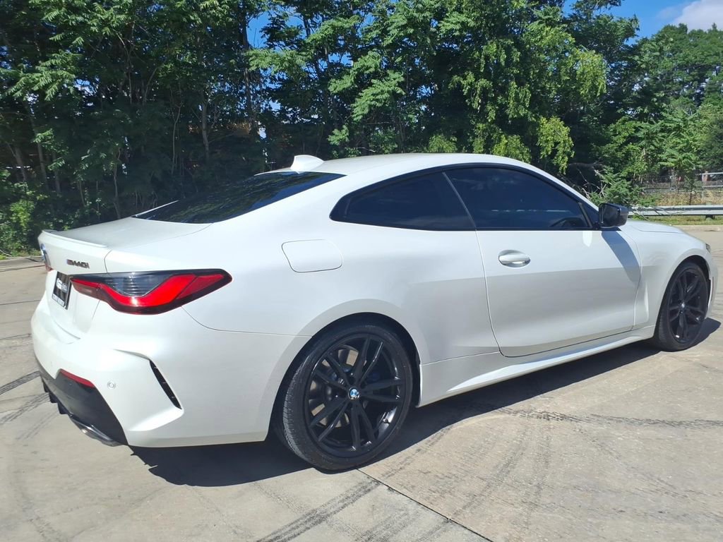 Used 2022 BMW M440i Coupe w/ Premium Package RWD image 3
