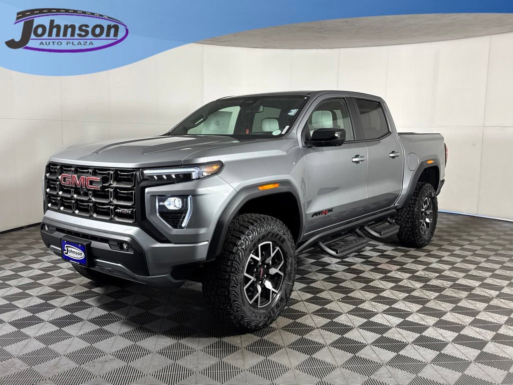 New 2026 GMC Canyon AT4X w/ LPO, Black Badging Package