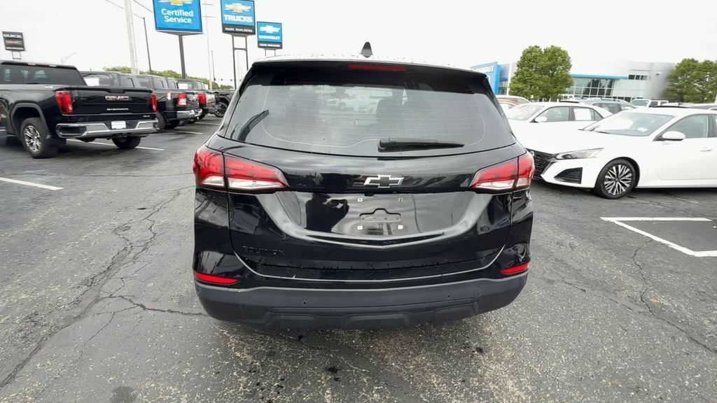 Used 2024 Chevrolet Equinox LS w/ Midnight Edition FWD image 7