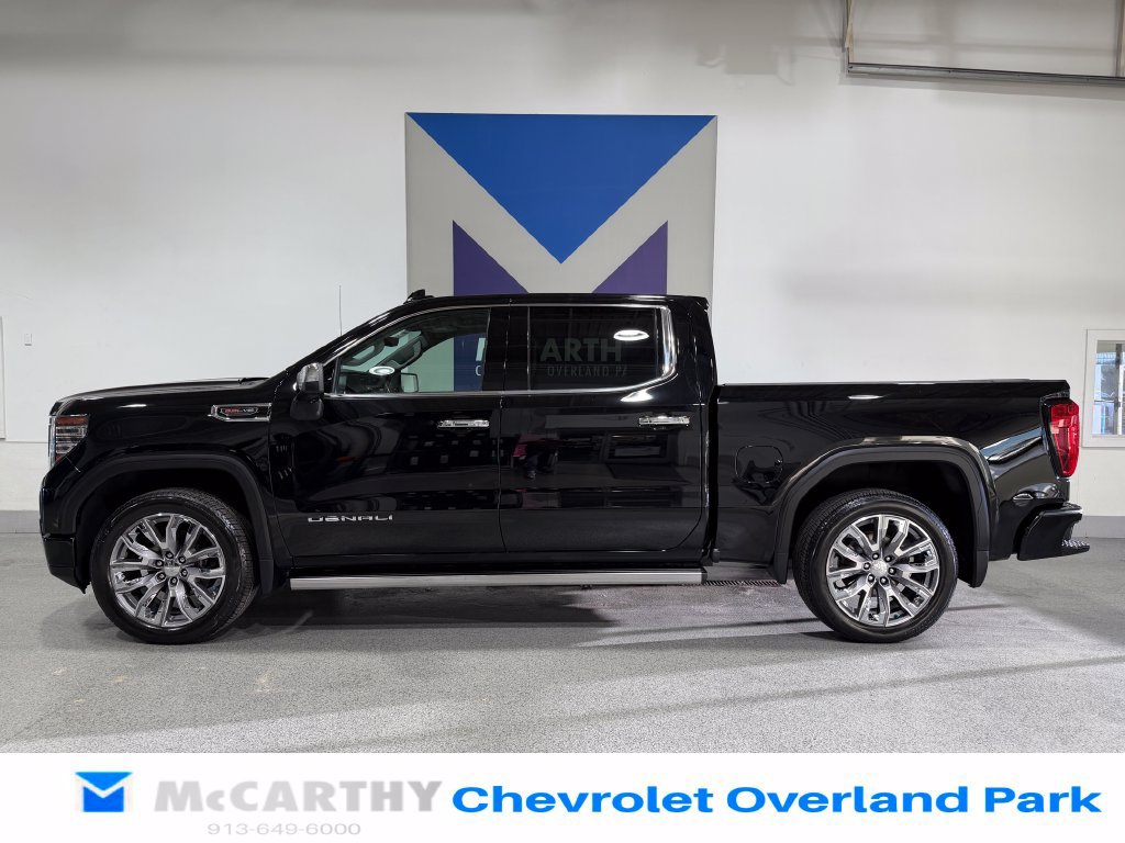Used 2023 GMC Sierra 1500 Denali AWD/4WD image 9