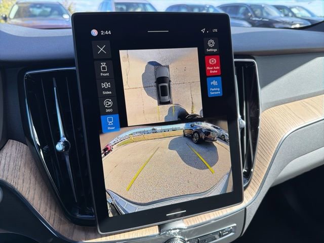 New 2026 Volvo XC60 B5 Plus w/ Protection Package Premier image 15