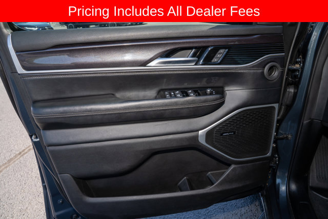 Used 2024 Jeep Wagoneer 4WD image 13