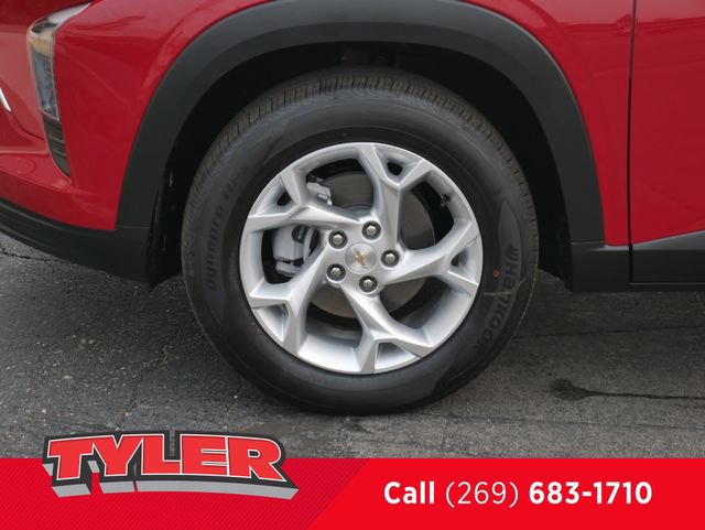 New 2026 Chevrolet Trax LS w/ LS Convenience Package FWD image 40