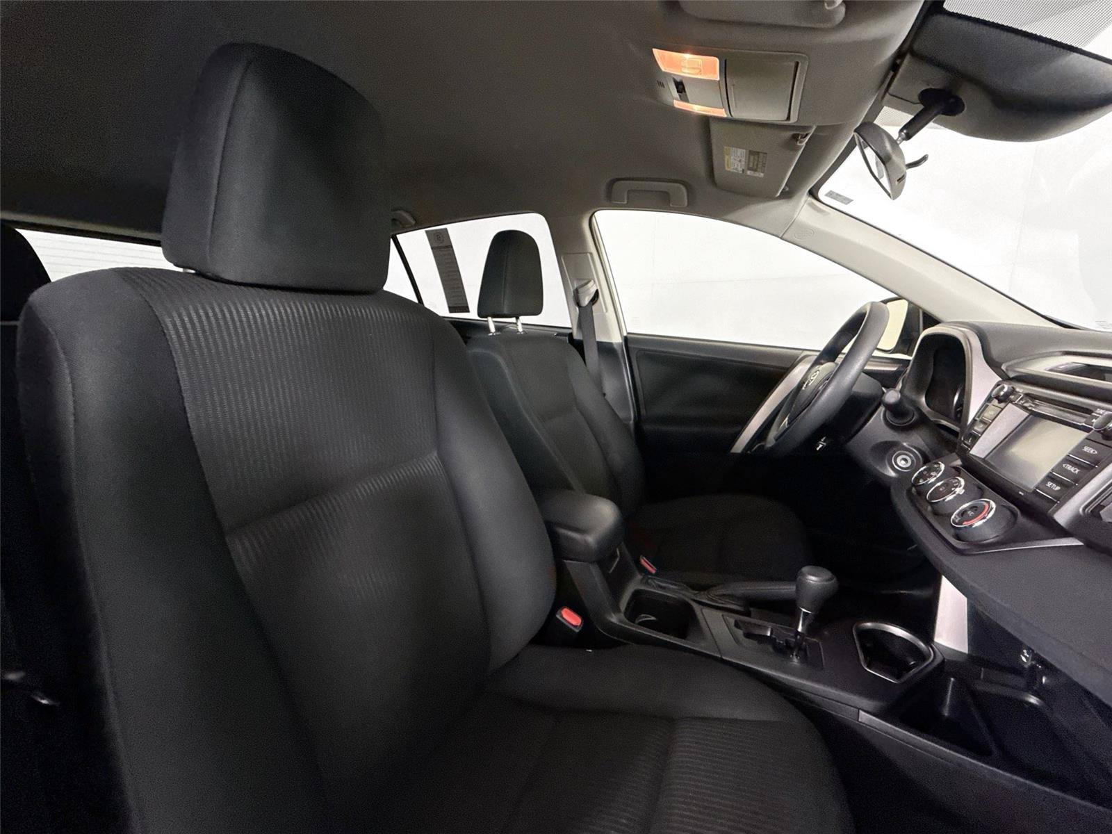 Used 2018 Toyota RAV4 LE w/ All Weather Liner Package AWD/4WD image 37