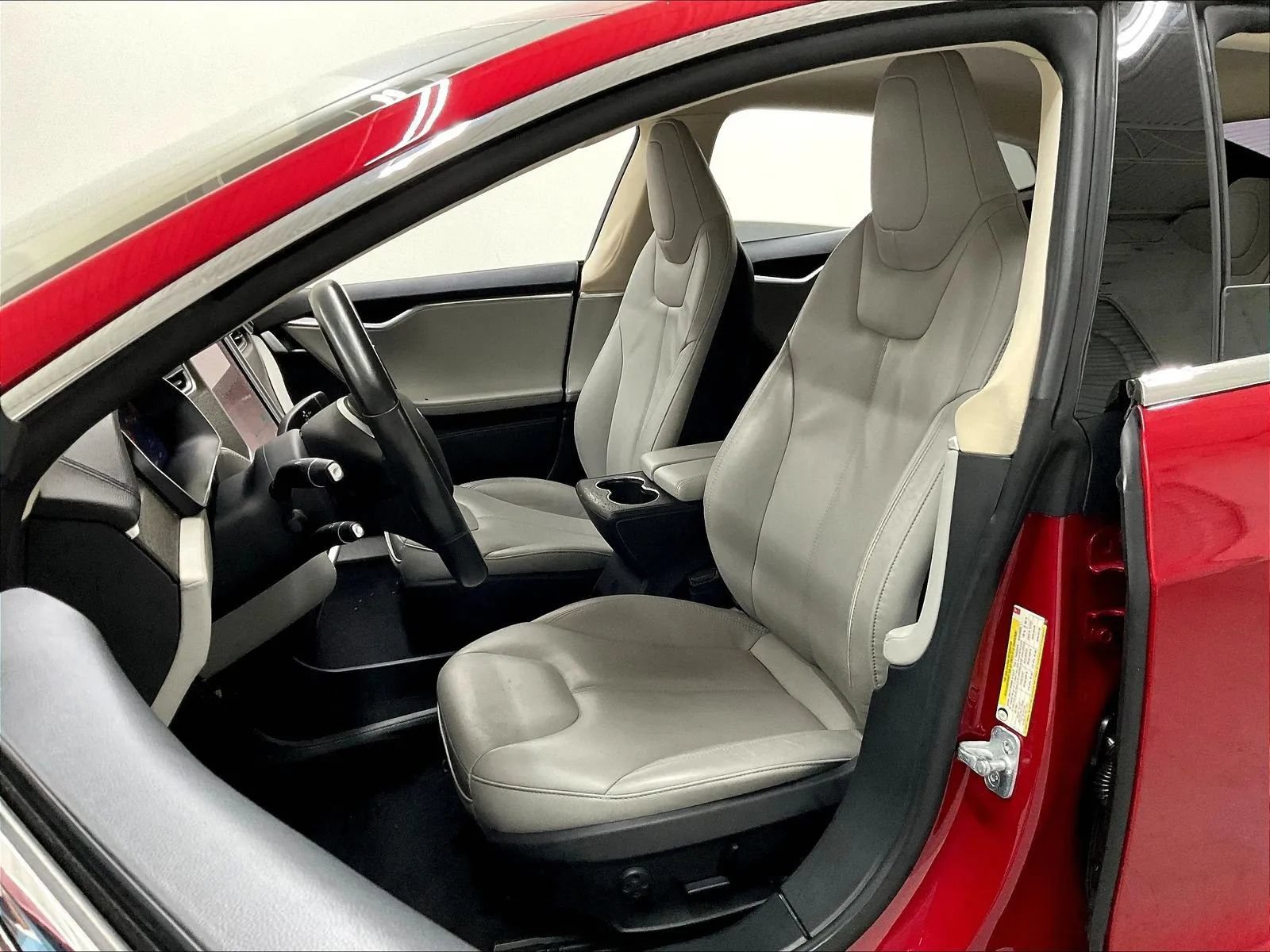 Used 2014 Tesla Model S 85 RWD image 13