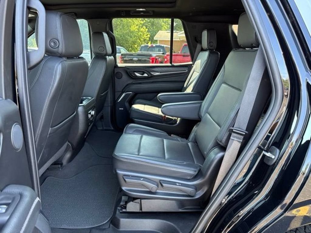 Used 2024 GMC Yukon Denali AWD/4WD image 19