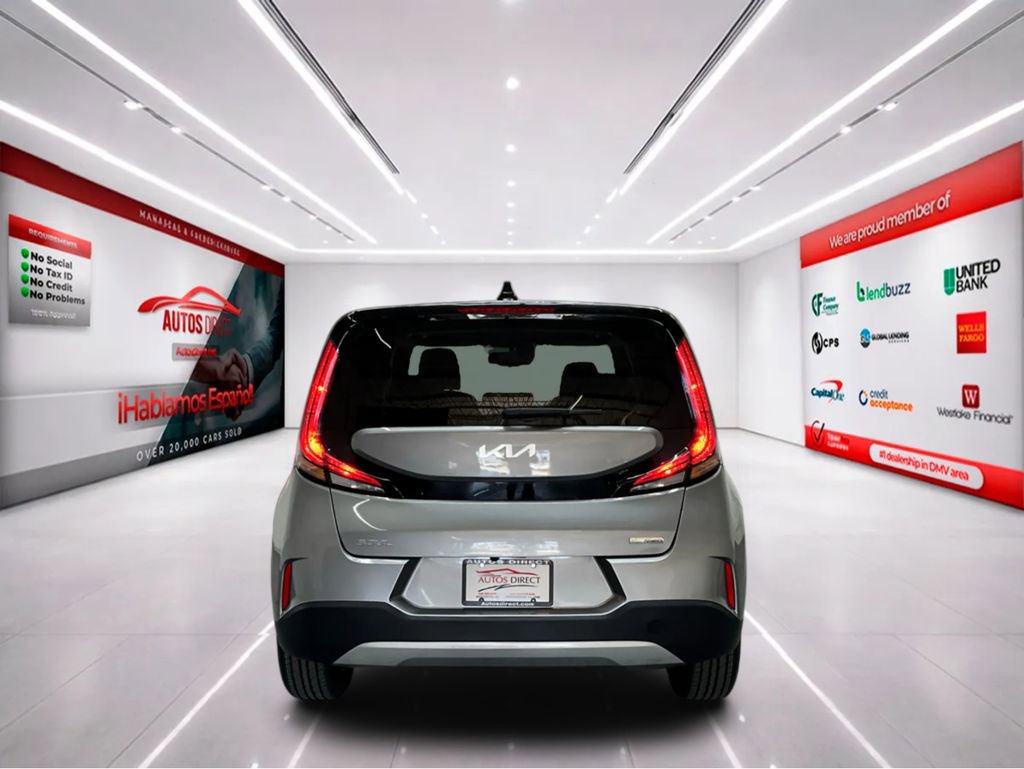 Used 2023 Kia Soul EX FWD image 6