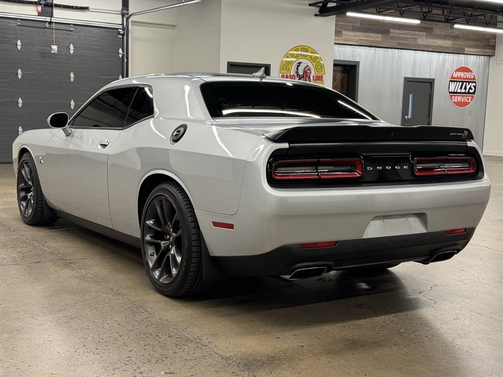 Used 2021 Dodge Challenger R/T Scat Pack w/ Shaker Package RWD image 11