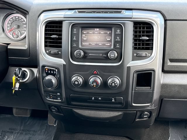 Used 2024 RAM 1500 Warlock AWD/4WD image 11