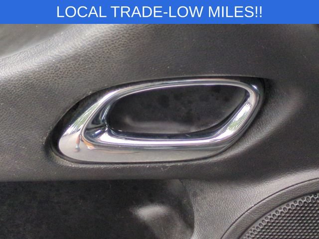 Used 2015 Chevrolet Camaro LS RWD image 13