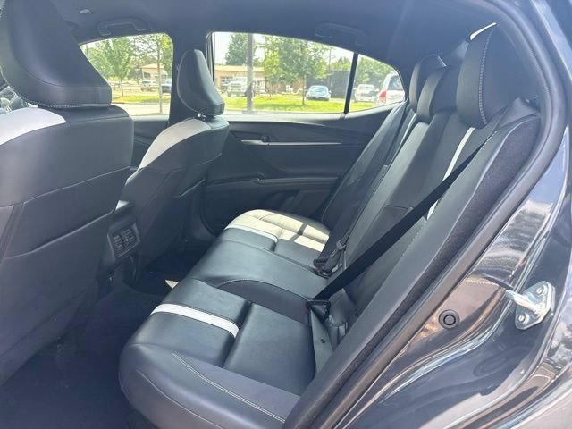Used 2025 Toyota Camry SE FWD image 17