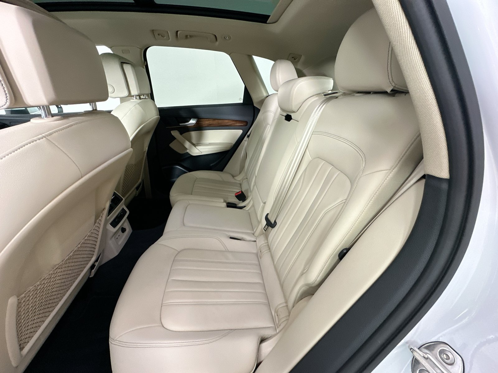 Used 2023 Audi Q5 2.0T Premium Plus w/ Premium Plus Package AWD/4WD image 39