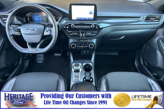 Used 2025 Ford Escape ST-Line FWD image 13
