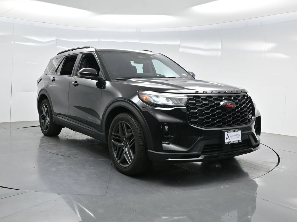 Used 2025 Ford Explorer ST AWD/4WD image 58