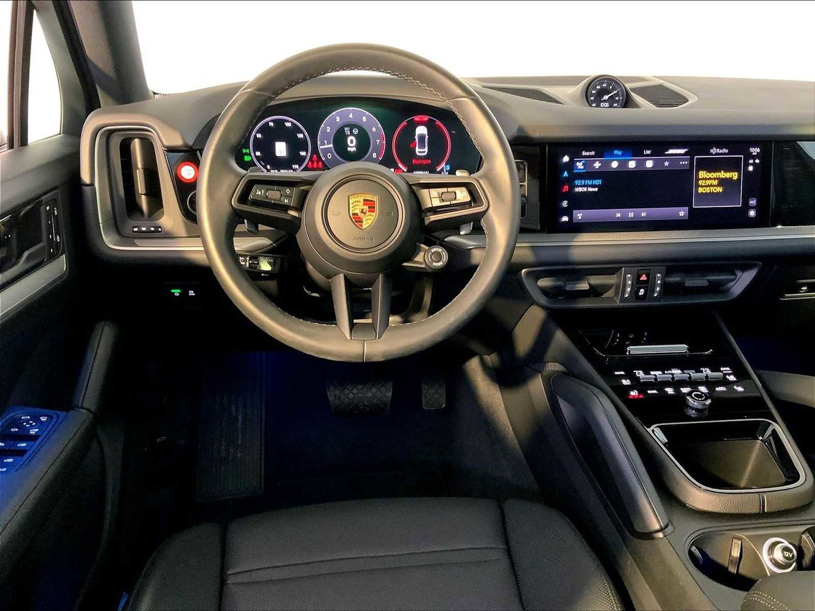 Certified 2024 Porsche Cayenne Coupe image 13