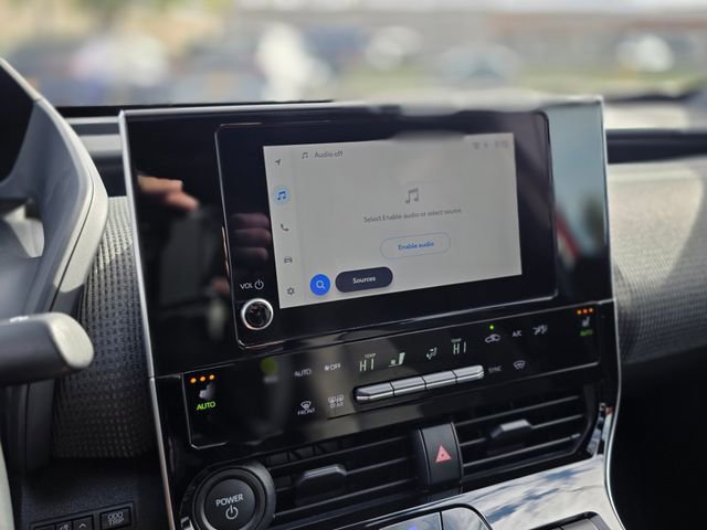 Certified 2024 Subaru Solterra Premium image 22