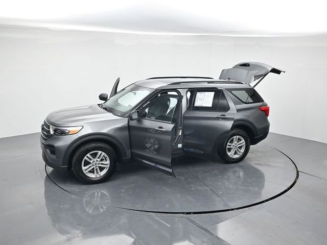 Used 2023 Ford Explorer XLT image 47