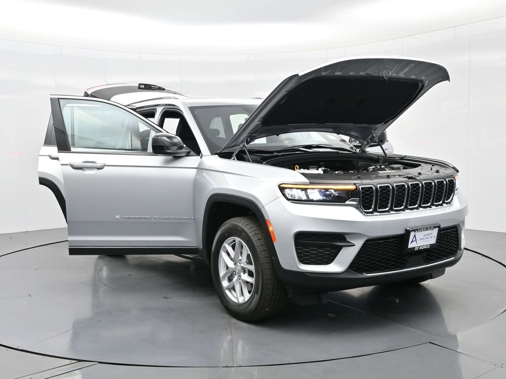 New 2025 Jeep Grand Cherokee Laredo X image 25
