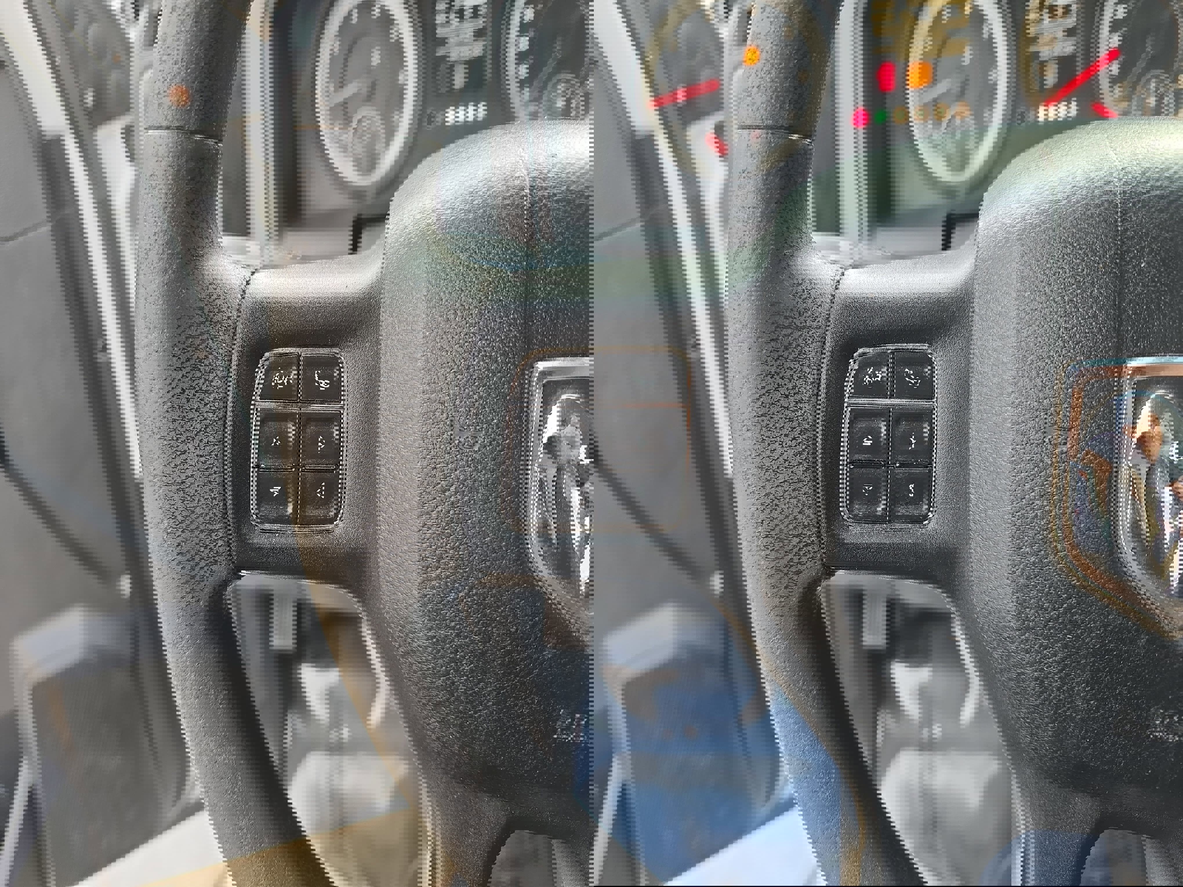 Used 2014 RAM 2500 Tradesman image 19