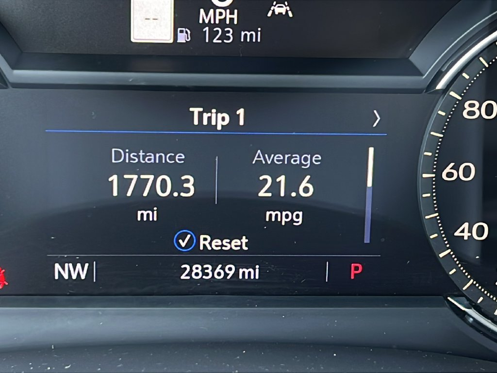 Used 2023 Cadillac XT5 Premium Luxury FWD image 30