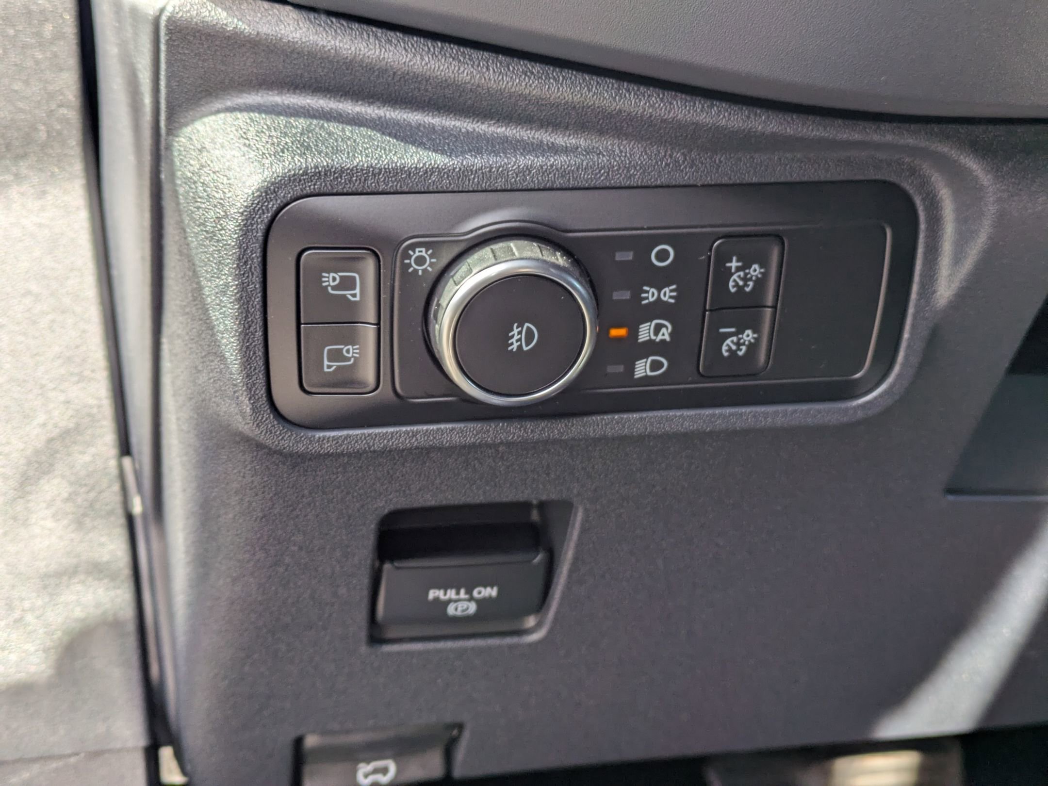 New 2025 Ford Bronco Outer Banks AWD/4WD image 13
