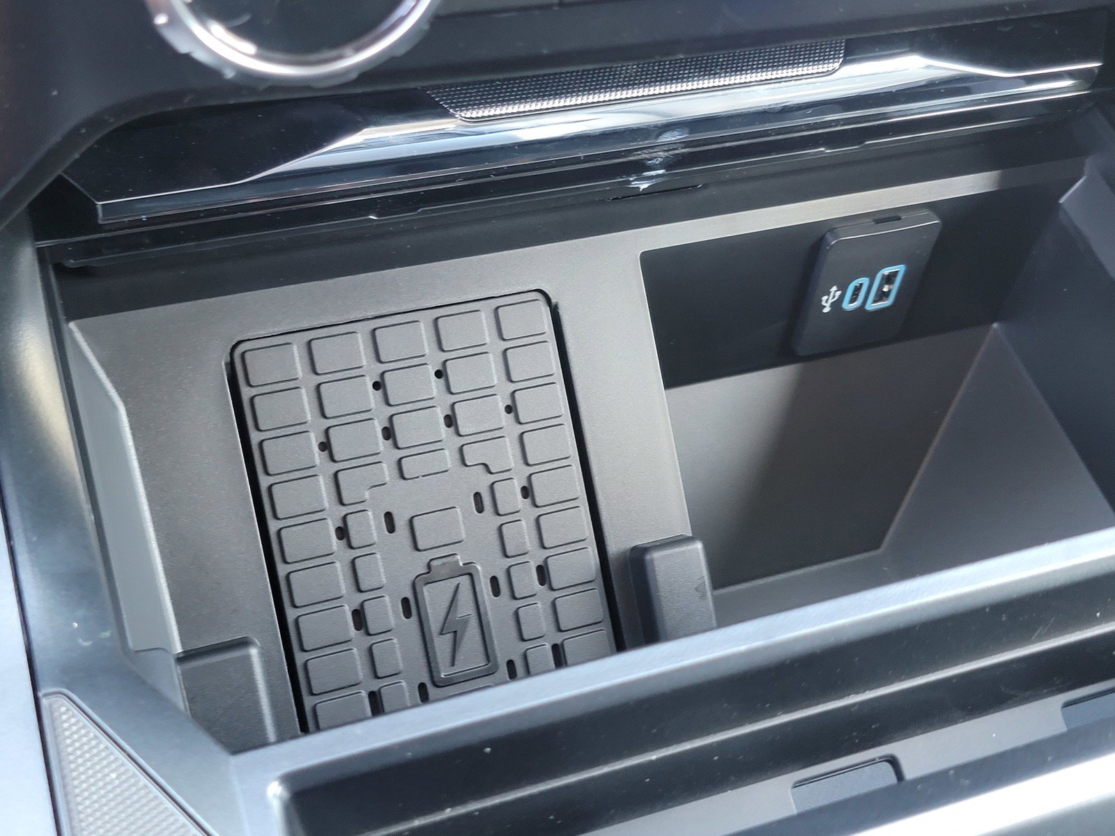 New 2026 Ford F250 Lariat w/ Tremor Off-Road Package image 24