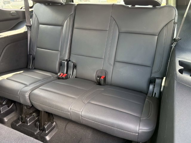 Used 2025 Chevrolet Tahoe LT RWD image 27