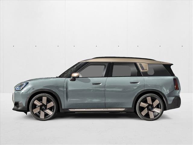 New 2025 MINI Cooper Countryman SE image 2