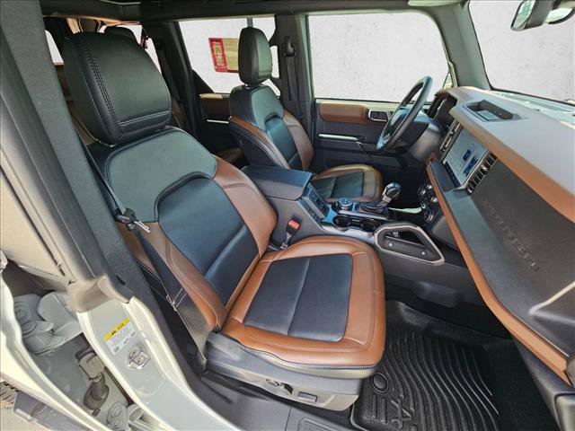 Used 2024 Ford Bronco Outer Banks AWD/4WD image 19