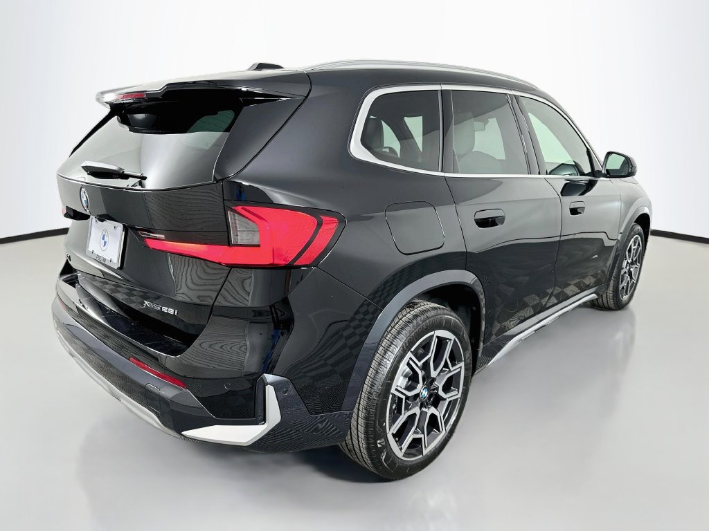 New 2027 BMW X1 xDrive28i w/ Technology Package AWD/4WD image 5