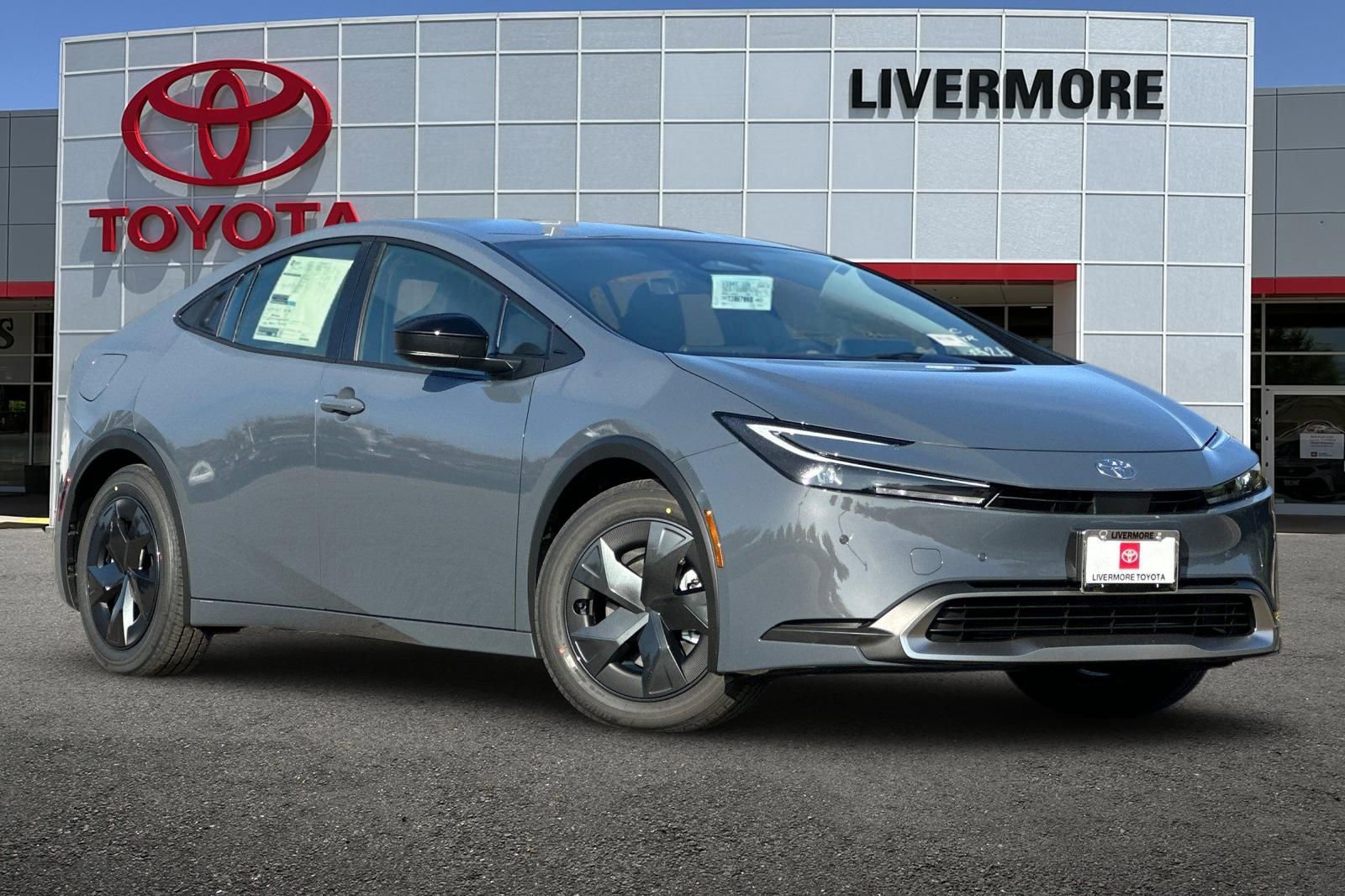 New 2026 Toyota Prius Plug-In Hybrid image 2