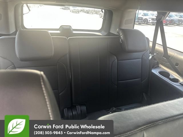 Used 2020 Chevrolet Suburban Premier AWD/4WD image 10