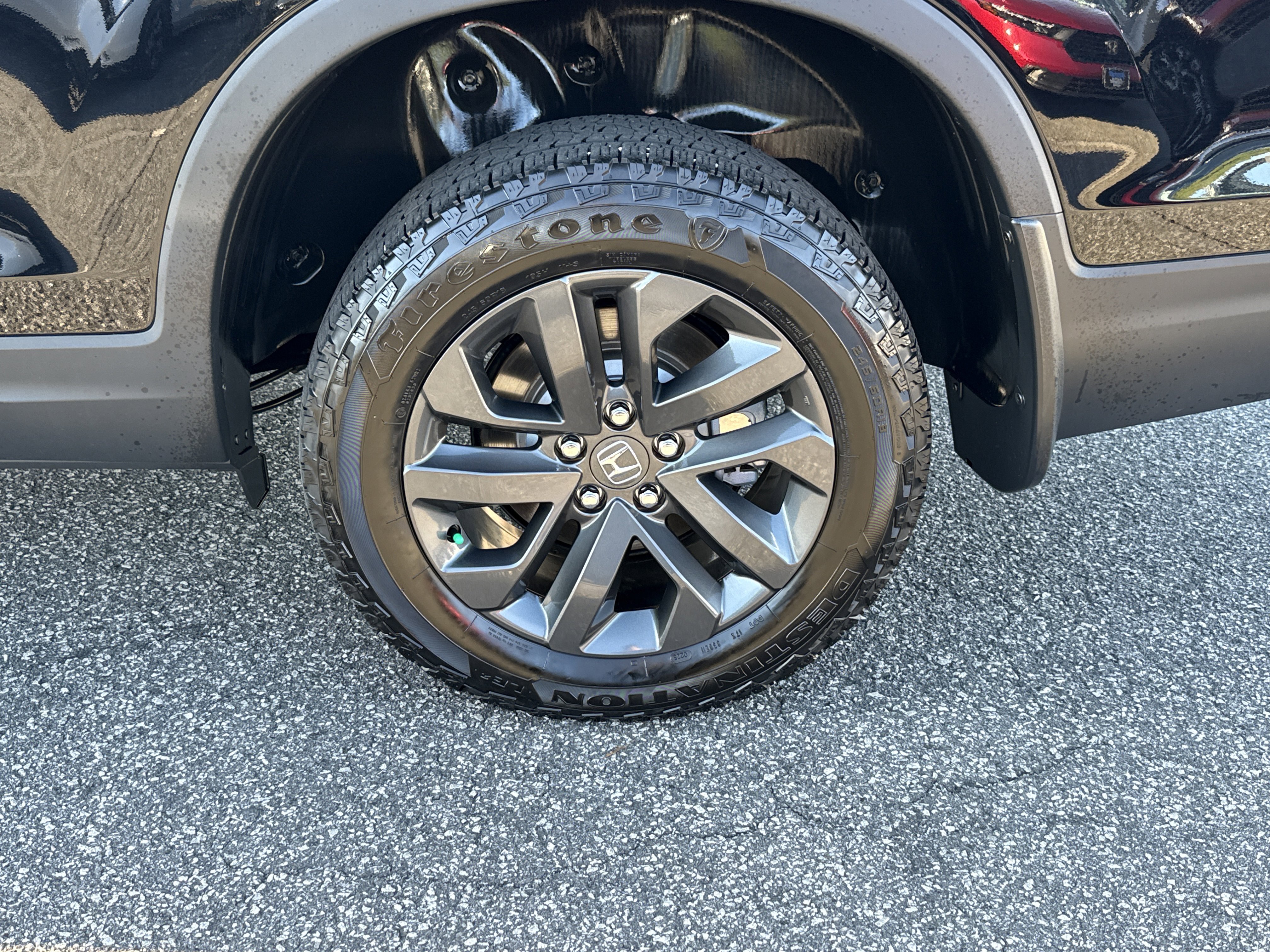 Certified 2025 Honda Ridgeline Sport image 13