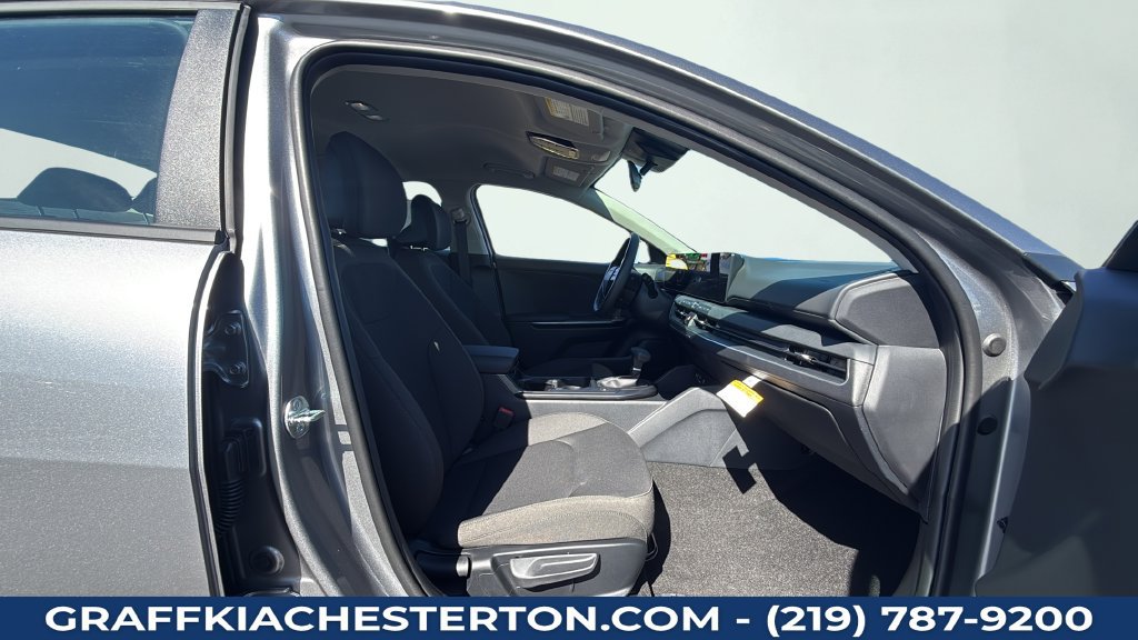 New 2026 Kia K4 FWD image 37