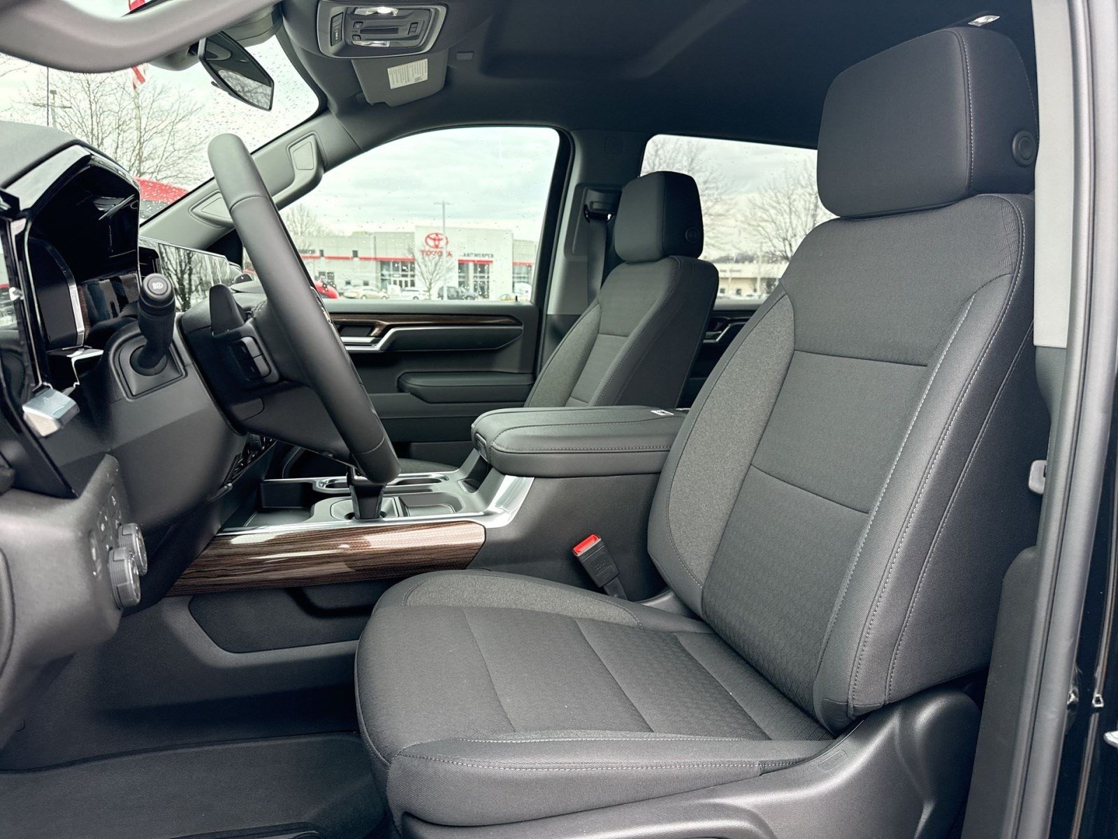 New 2026 Chevrolet Silverado 1500 LT AWD/4WD image 13