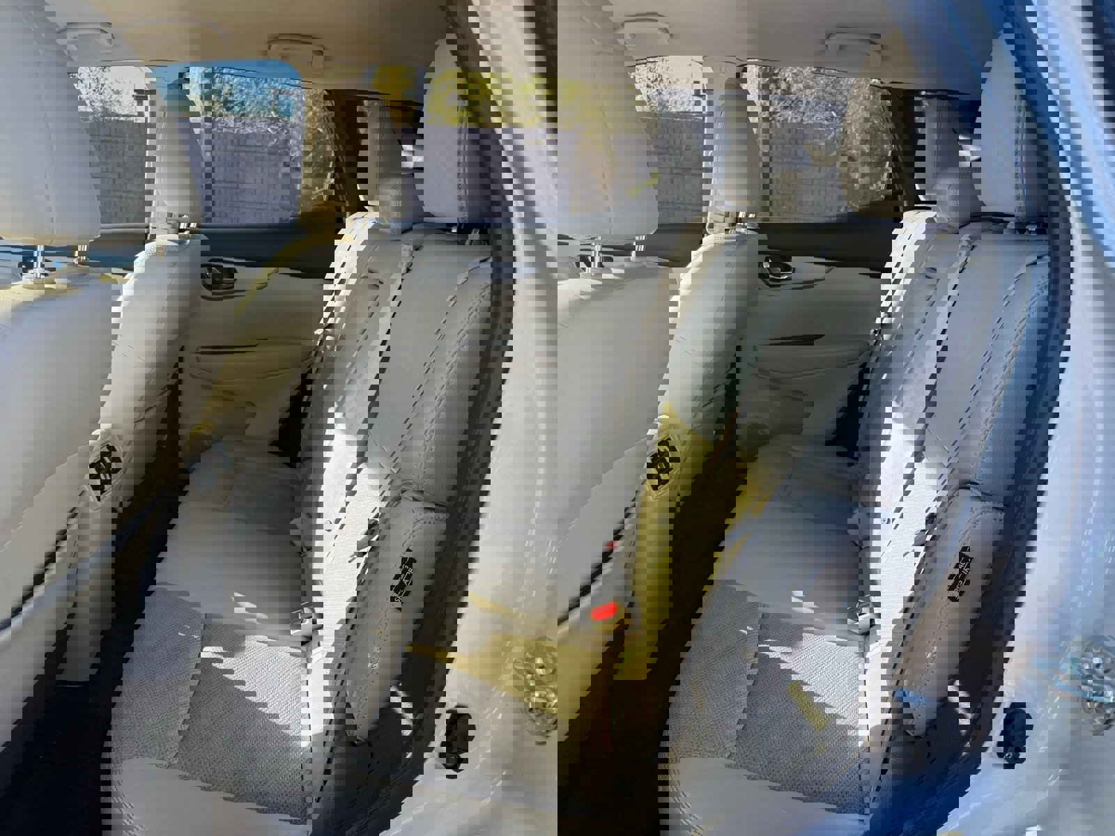 Used 2020 Nissan Rogue Sport SV w/ Technology Package image 10