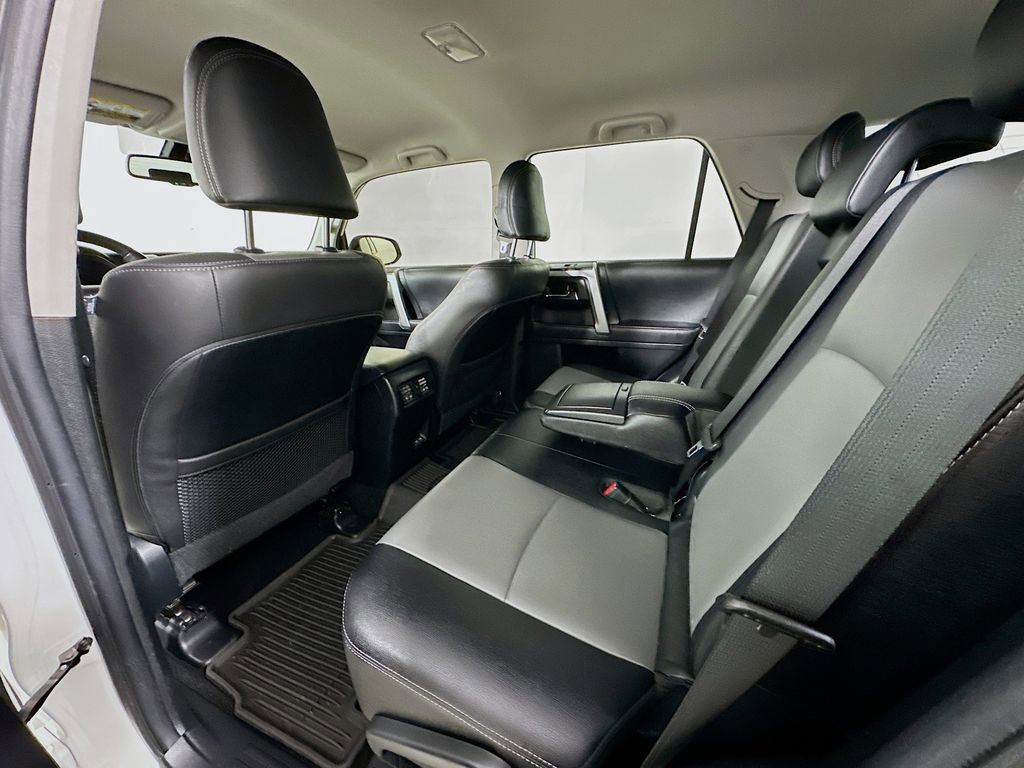 Used 2023 Toyota 4Runner SR5 Premium AWD/4WD image 4