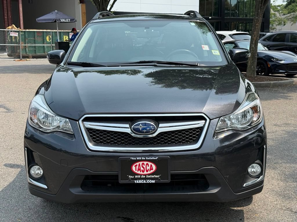 Used 2017 Subaru Crosstrek 2.0i Limited AWD/4WD image 3