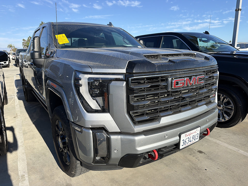 Used 2024 GMC Sierra 2500 AT4 w/ AT4 Premium Plus Package AWD/4WD image 3