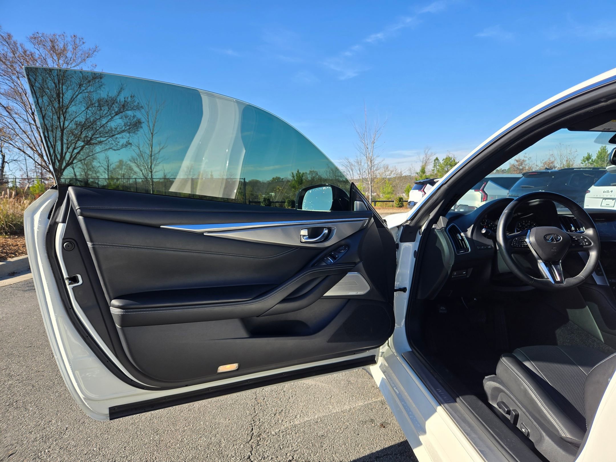 Used 2022 INFINITI Q60 3.0t Luxe w/ Style Package image 14