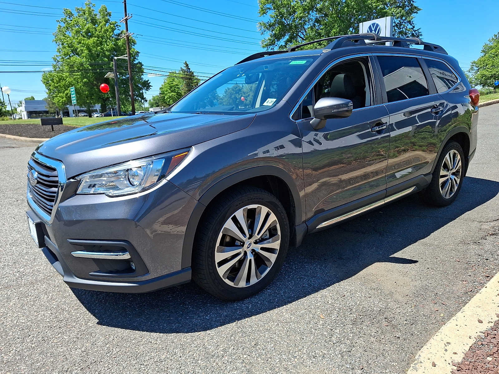 Used 2022 Subaru Ascent Limited w/ Technology Package AWD/4WD image 3