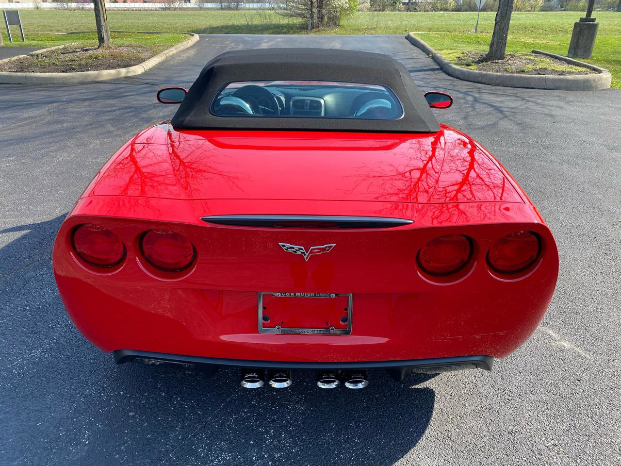 Used 2005 Chevrolet Corvette Convertible w/ Preferred Equipment Group image 12