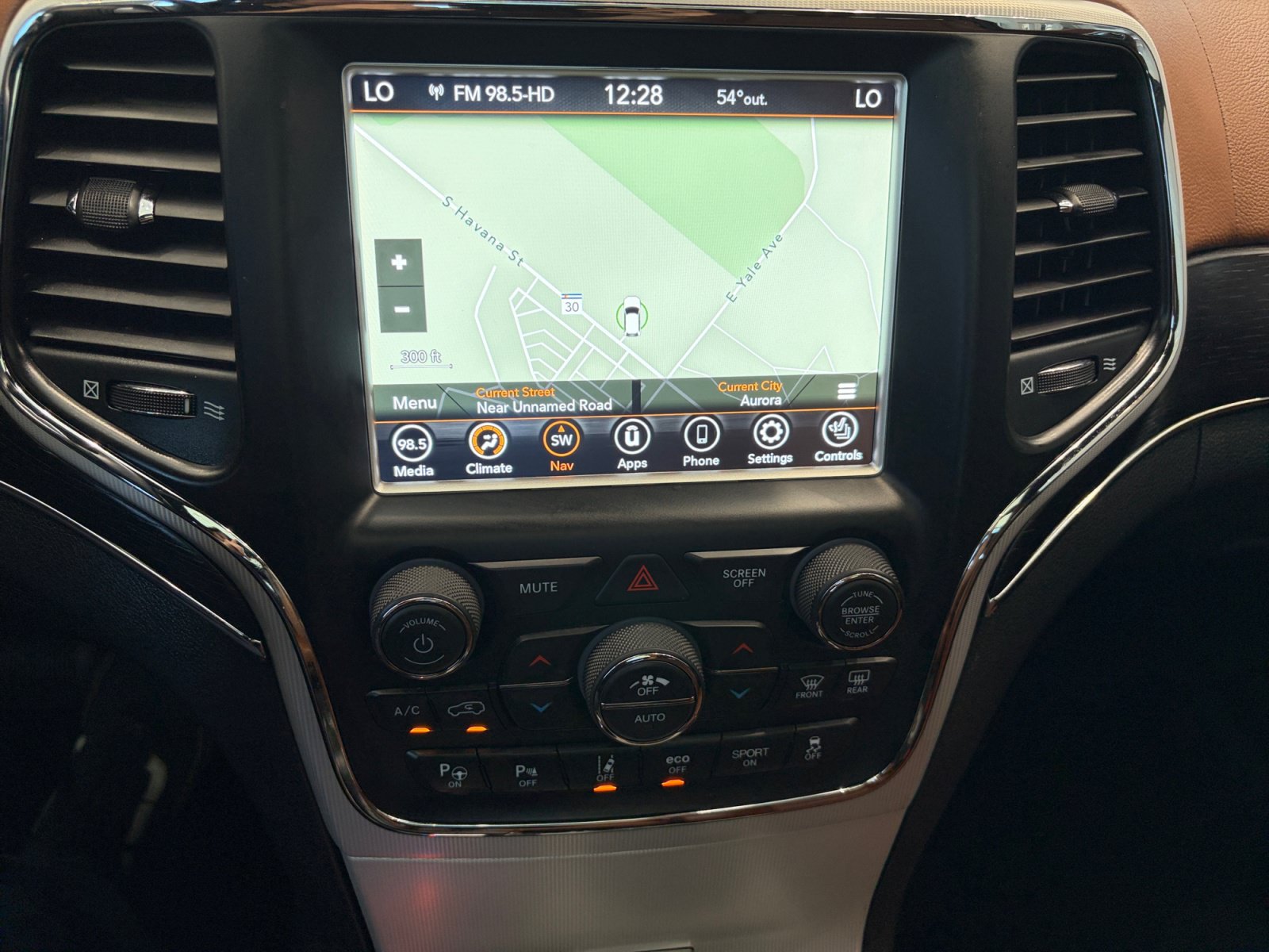 Used 2018 Jeep Grand Cherokee Summit AWD/4WD image 19