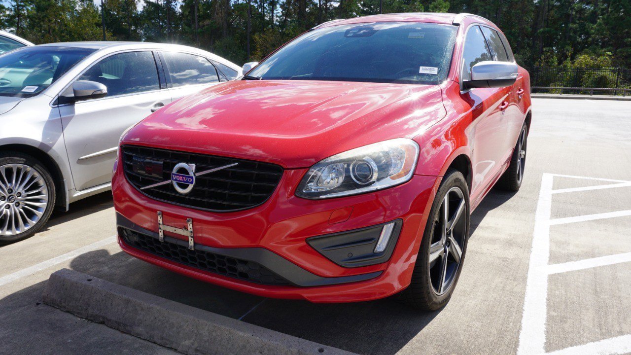 Used 2016 Volvo XC60 T6 R-Design Platinum w/ Climate Package