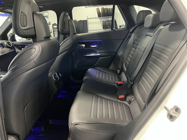 Used 2024 Mercedes-Benz GLC 43 AMG 4MATIC image 15