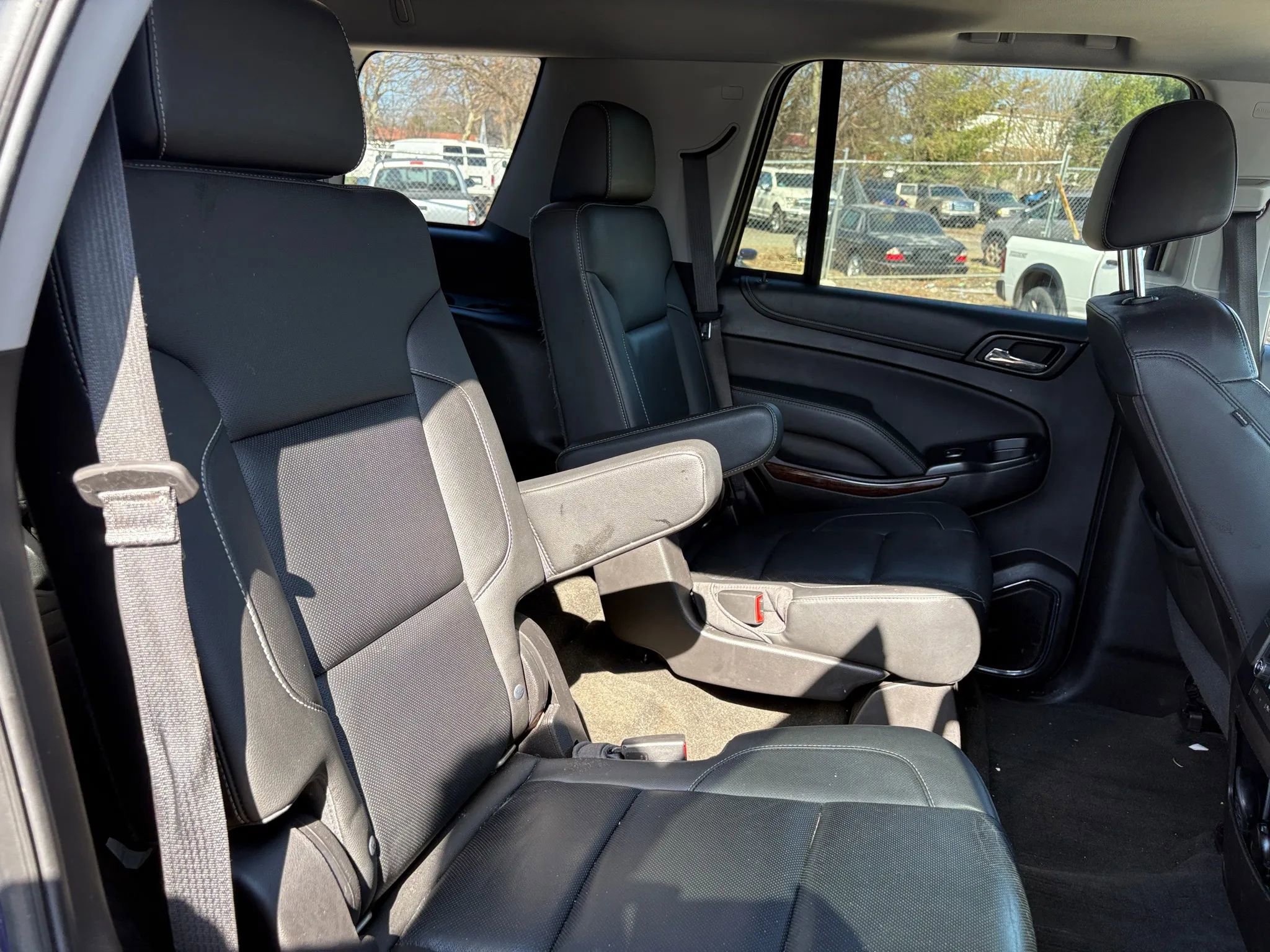 Used 2018 GMC Yukon SLT w/ Open Road Package image 18