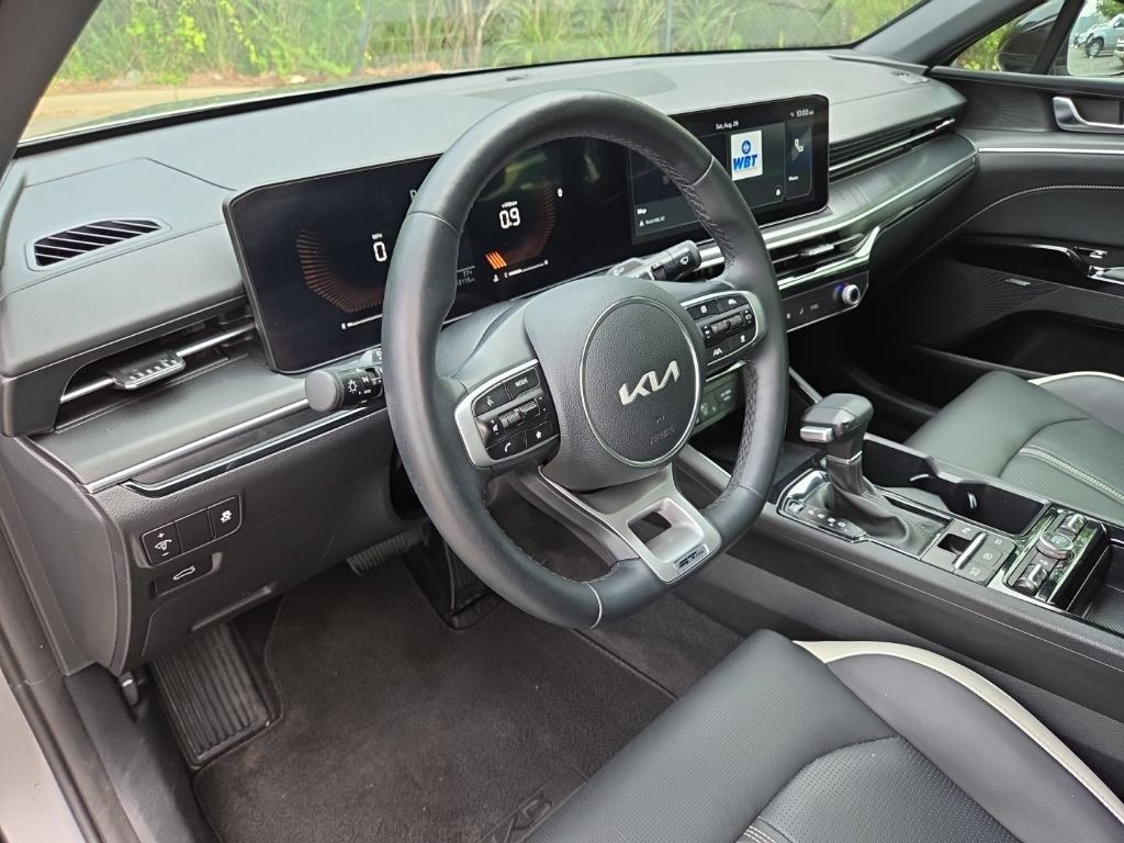 Used 2025 Kia K5 GT-Line w/ GT-Line Premium Package AWD/4WD image 17